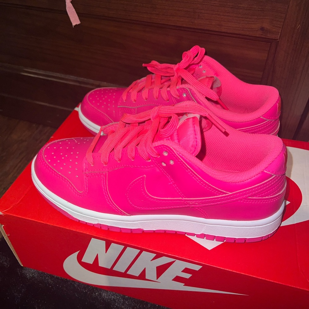 Pink low top dunks